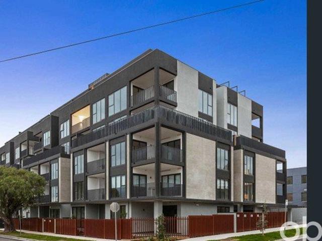 House for rent in Hampton East, Melbourne