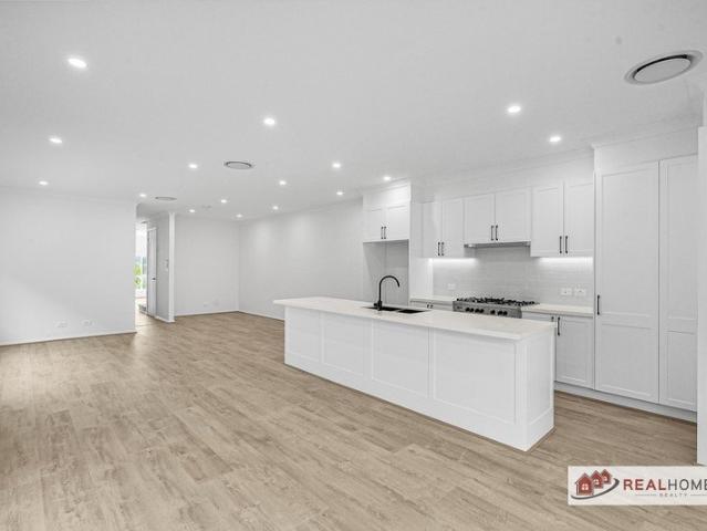 Duplex for rent in Jordan Springs, Sydney
