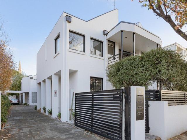 Townhouse for rent in South Yarra, Melbourne