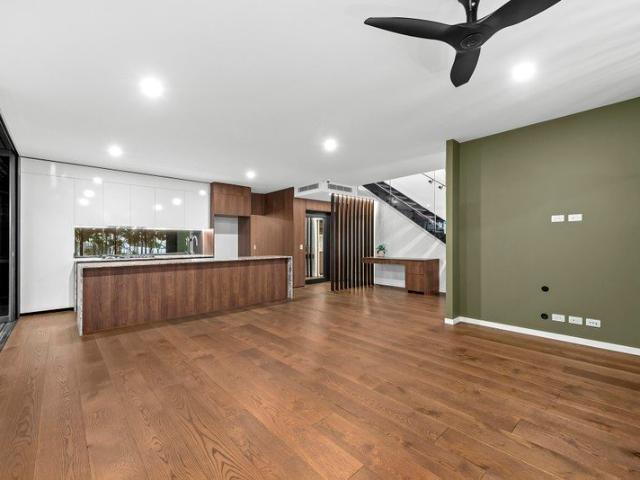 Townhouse for rent in West End, Greater Brisbane