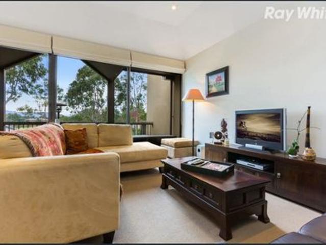 Townhouse for rent in Camerons Creek, Victoria