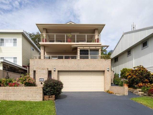 House for sale in Crescent Head, New South Wales