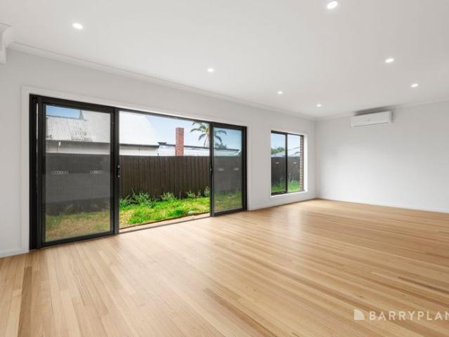 Townhouse for rent in Camerons Creek, Victoria