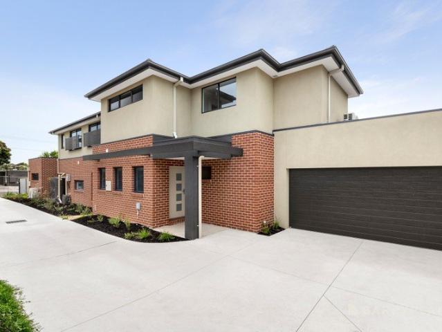 Townhouse for rent in Camerons Creek, Victoria