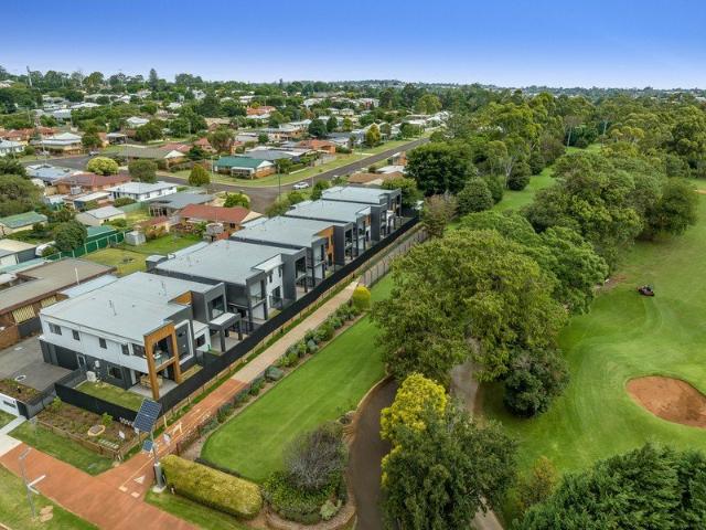 Townhouse for sale in Toowoomba, Queensland