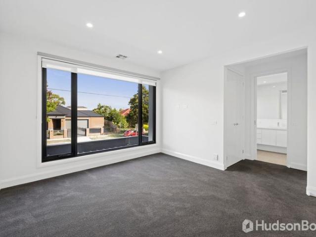 Townhouse for rent in Camerons Creek, Victoria