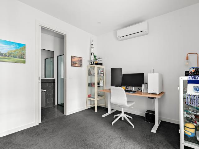 Townhouse for sale in Camerons Creek, Victoria