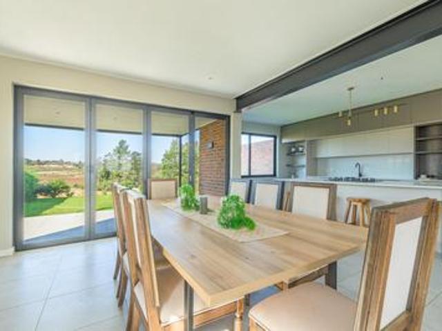 Townhouse for sale in Umgungundlovu, Kwazulu-natal