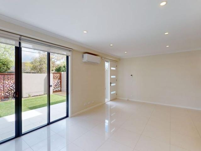 Apartment for rent in Mount Waverley, Melbourne
