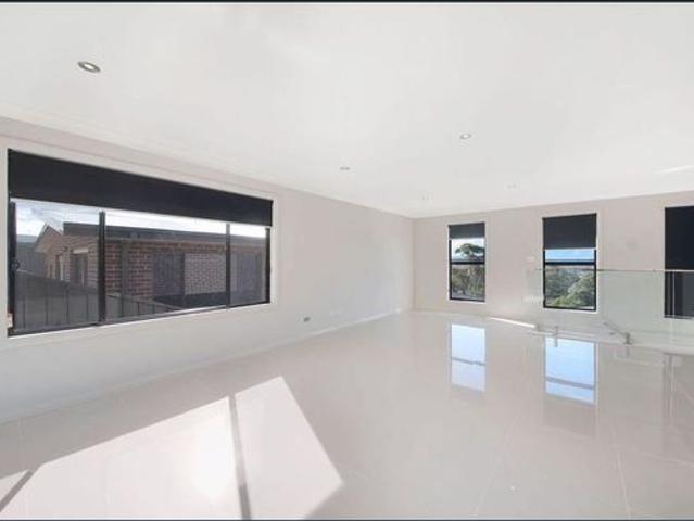 House for rent in Wollongong West, New South Wales