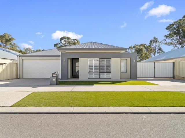 House for sale in Parklands, Western Australia
