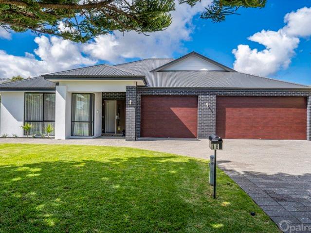 House for sale in Golden Bay, Western Australia