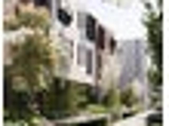 Townhouse for sale in Balmoral