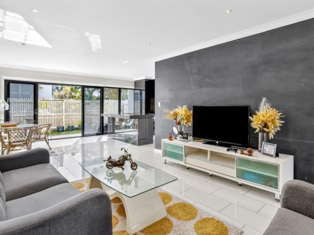 Townhouse for sale in Fernbrook, Queensland