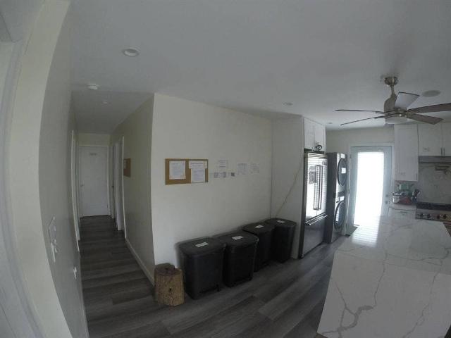 Room for rent in Long Beach Room for rent in Long Beach