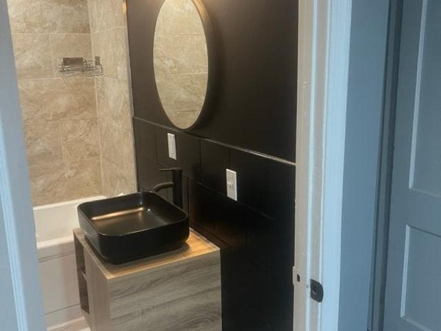 Room for rent in Carrollton Ridge, Baltimore