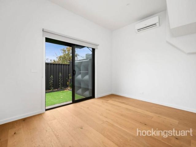Townhouse for rent in Camerons Creek, Victoria