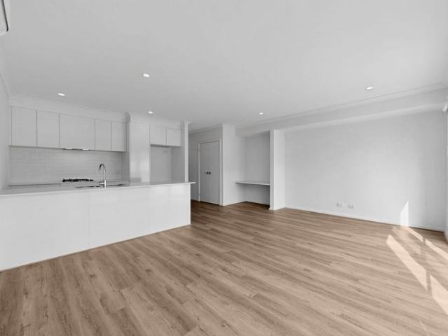 Townhouse for rent in Boardwalk, Melbourne