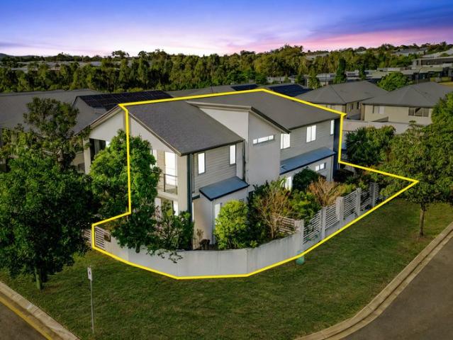 Townhouse for sale in Toombul, Queensland