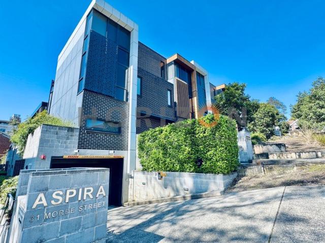 Townhouse for rent in Sydney, New South Wales