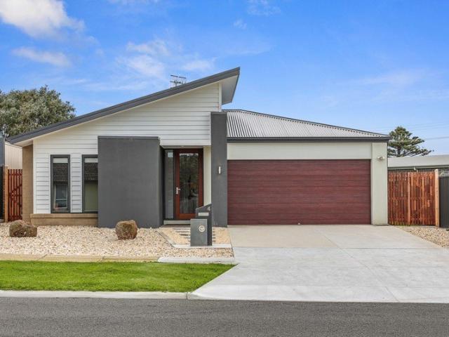 House for sale in Port Fairy, Shire of Moyne