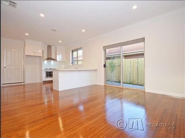 Townhouse for rent in Camerons Creek, Victoria