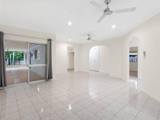 House for rent in Redlynch, Queensland