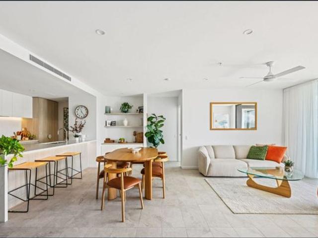 Apartment for rent in Palm Beach, Gold Coast City