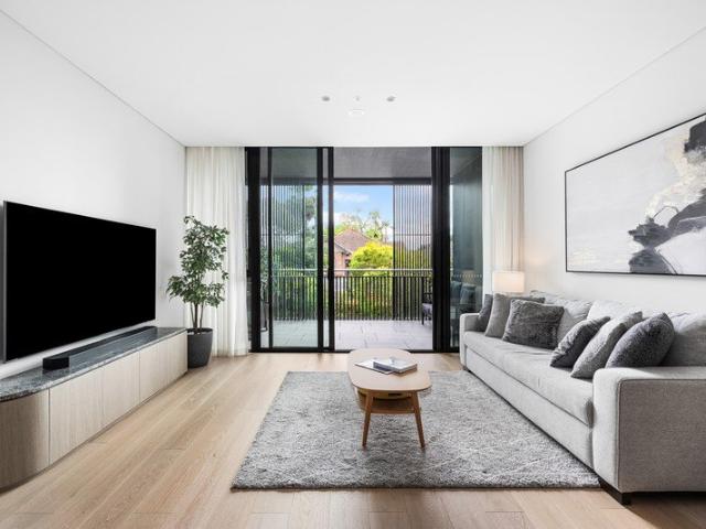 Apartment for sale in Lower North Shore, Sydney