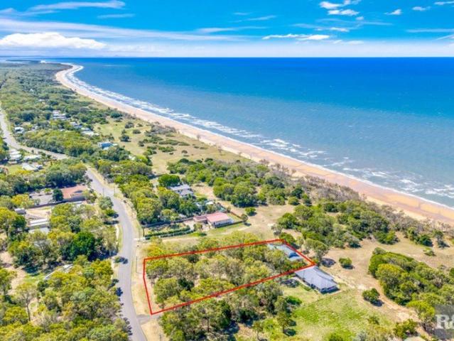 House for rent in Moore Park Beach, Queensland