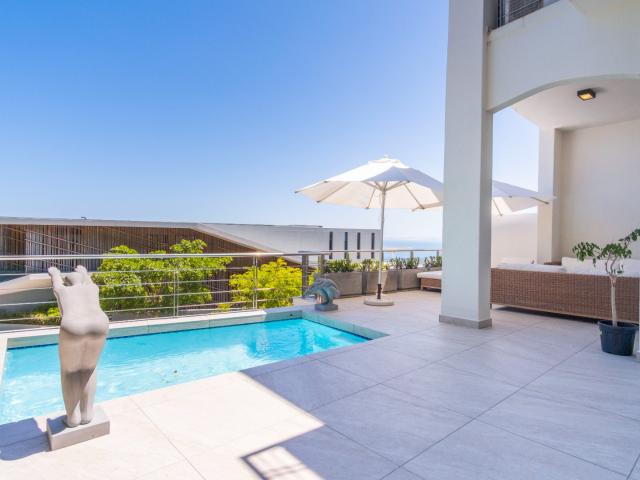 House for rent in Fresnaye, Cape Town