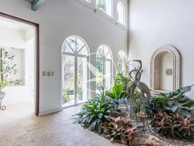 Luxury Oceanfront Villa in Ixtapa, Zihuatanejo