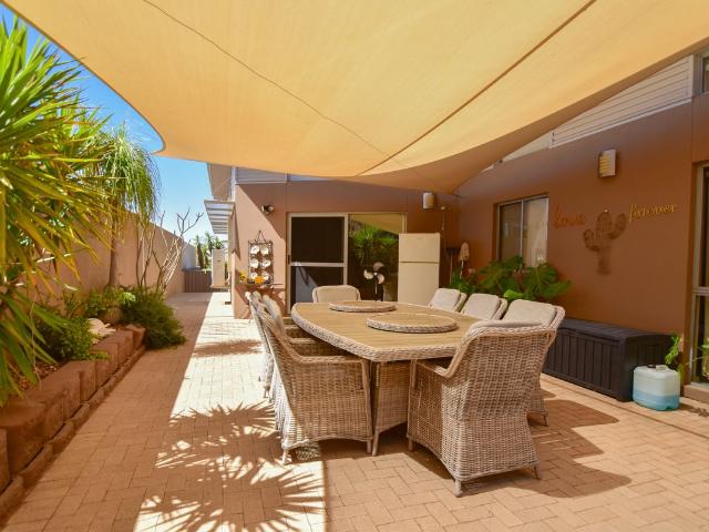 Villa for sale in Araluen, Northern Territory