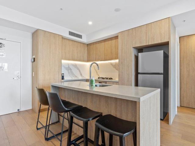 Apartment for sale in Broadbeach, Gold Coast City
