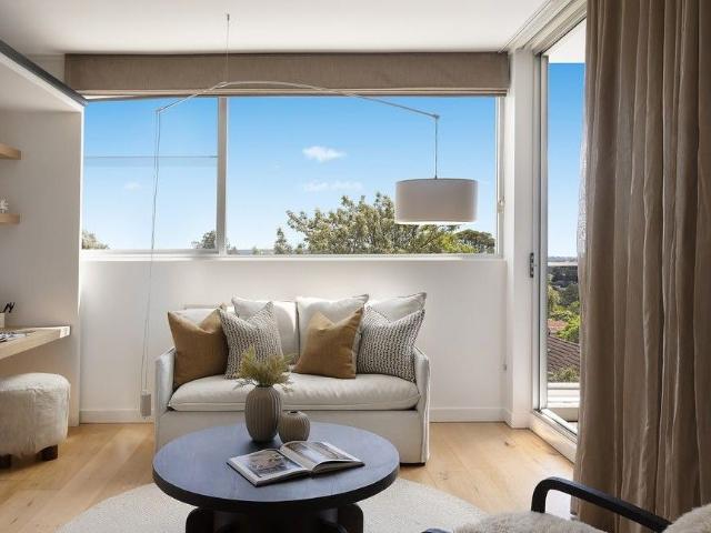 House for rent in Neutral Bay Junction, Sydney