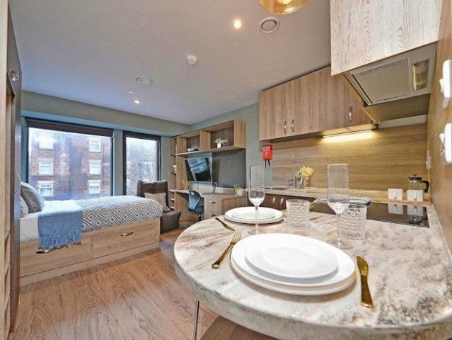 Studio for rent in St George's Quarter / Cultural Quarter, Calderstones