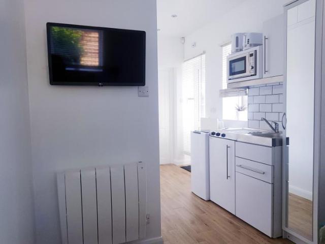 Room for rent in New Southgate, Greater London