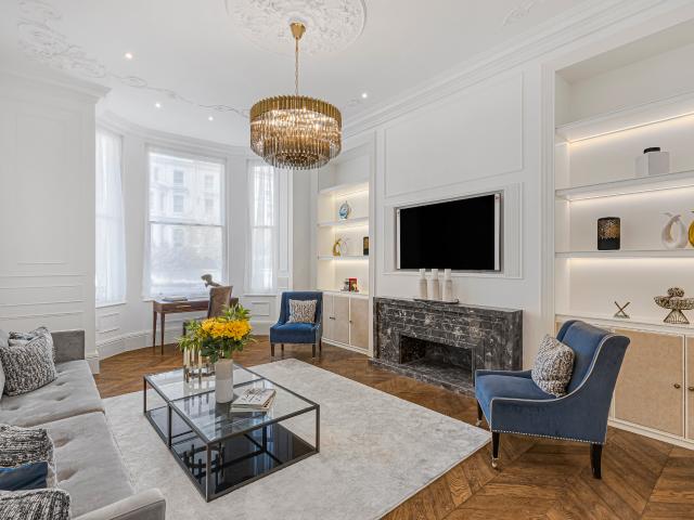 Apartment for rent in Kensington, Greater London