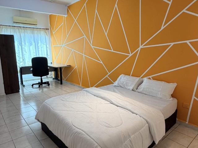 Room for rent in Country Heights Damansara, Kuala Lumpur