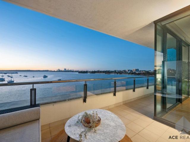 Apartment for sale in Applecross, Western Australia
