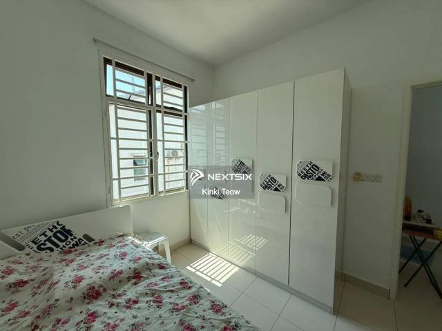 Residential House for sale in Malaka