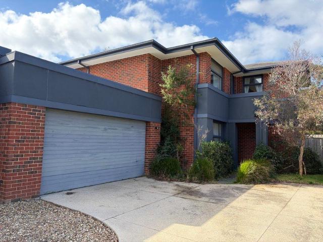 Townhouse for rent in Camerons Creek, Victoria