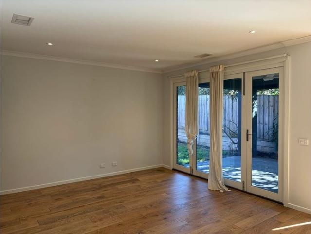 Townhouse for rent in Camerons Creek, Victoria