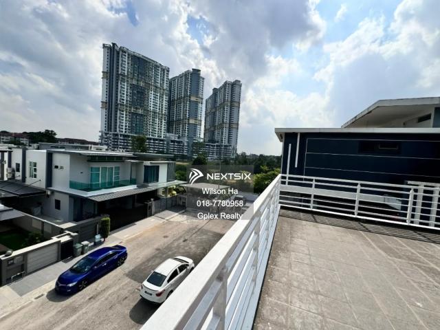 Residential House for sale in Malaka