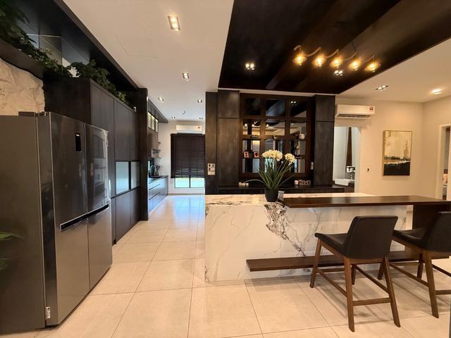 Residential House for sale in Malaka