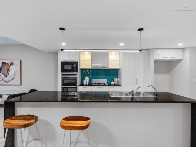 Apartment for rent in Kangaroo Point, Greater Brisbane