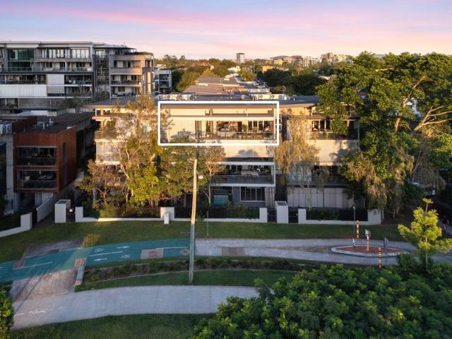 Apartment for sale in West End