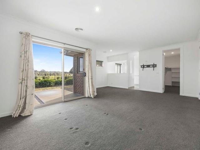 House for rent in Ross Creek, Victoria