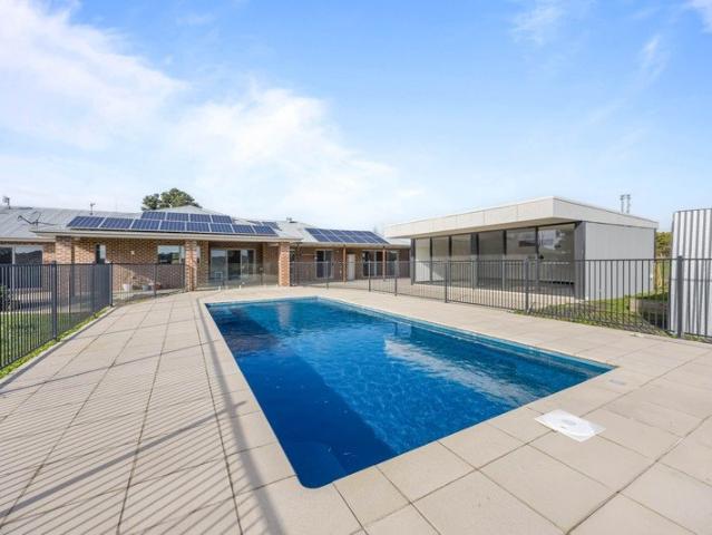 House for rent in Ross Creek, Victoria