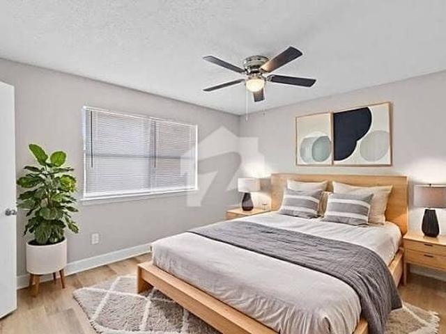 Apartment for sale in لاہور, لاہور ڈویژن